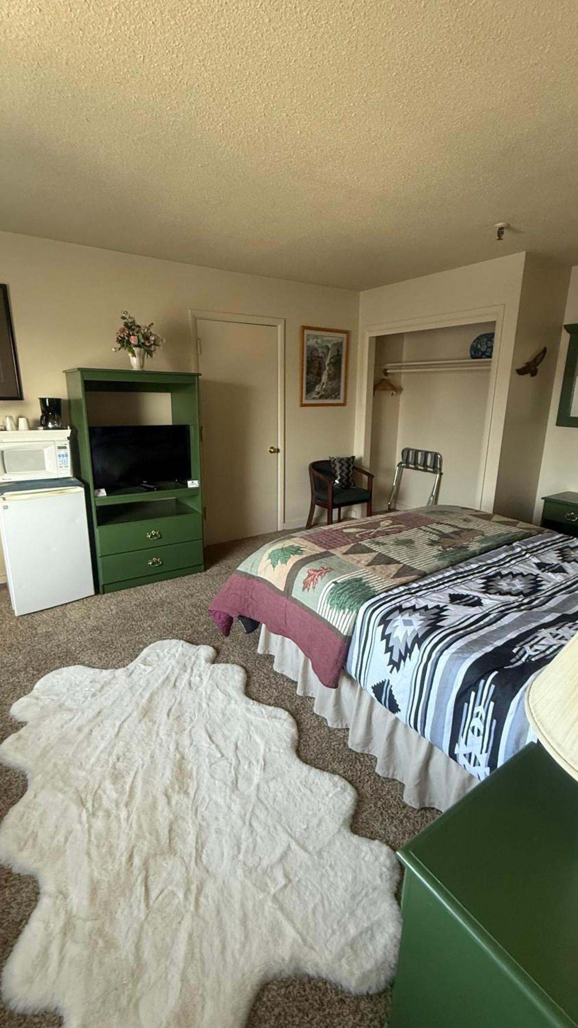 The Kenai Inn エクステリア 写真